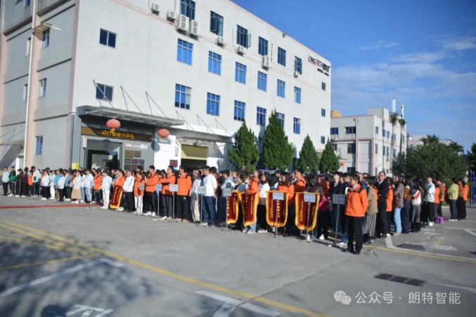 F66�������ܣ�����ʢ��չ�����ȫԱ�������³�